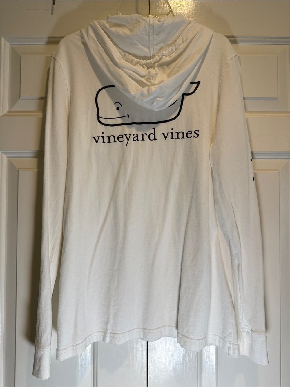 Vineyard Vines Women’s White Hoodie Tee with Whale Pocket Size M - Picture 4 of 6